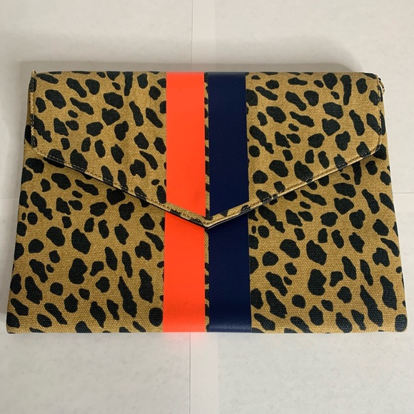💫HP‼️💫 NEW STELLA & DOT “Bellamy” Clutch in Animal Dot with Racing Stripes - Picture 3 of 10